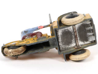 Lot 82 - DINKY TOYS (FRANCE) (1)