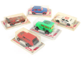 Lot 60 - MAJORETTE (FRANCE) (5)