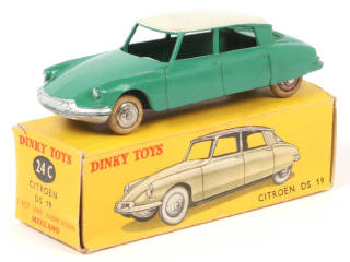 Lot 164 - DINKY TOYS (FRANCE) (1)