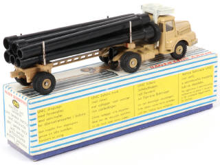 Lot 177 - DINKY TOYS (FRANCE) (1)
