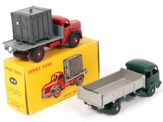 Lot 207 - DINKY TOYS (FRANCE) (2)