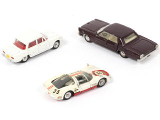 Lot 214 - DINKY TOYS (FRANCE) (3)
