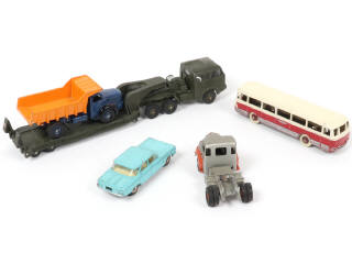 Lot 231 - DINKY TOYS (FRANCE) (5)