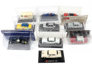 Lot 15 - DIVERS (10)