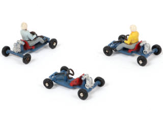 Lot 187 - DINKY TOYS (FRANCE) (3)