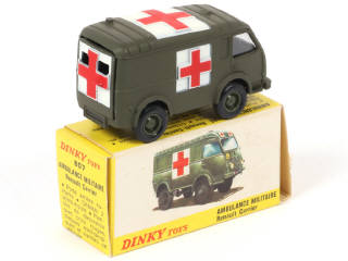 Lot 179 - DINKY TOYS (FRANCE) (1)