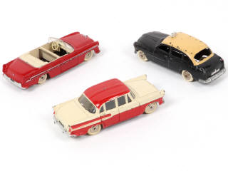 Lot 216 - DINKY TOYS (FRANCE) (3)