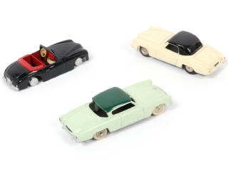 Lot 213 - DINKY TOYS (FRANCE) (3)