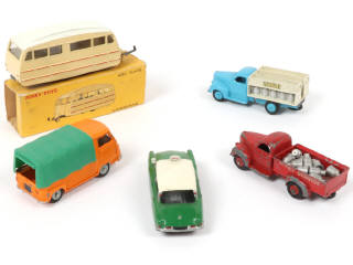 Lot 230 - DINKY TOYS (FRANCE) (5)