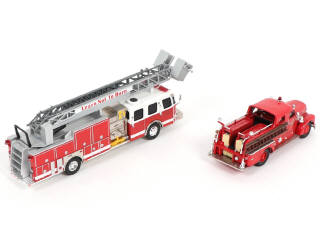 Lot 159 - CORGI TOYS (GB) (2)