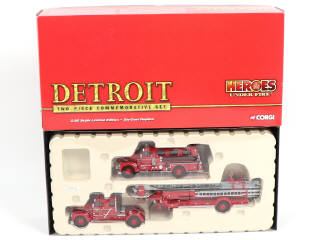 Lot 163 - CORGI TOYS (GB) (2)