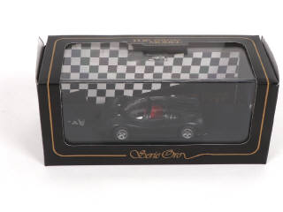 Lot 182 - TOP MODEL (ITALIE) (1)