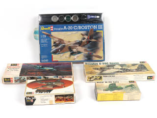 Lot 30 - REVELL (ALLEMAGNE) (5)