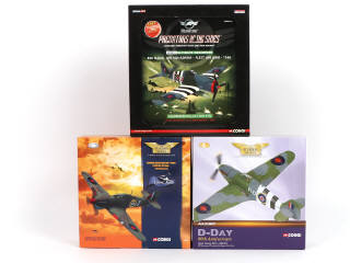 Lot 172 - CORGI TOYS (GB) (3)