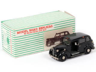Lot 111 - MODEL ROAD REPLICAS (GB) (1)