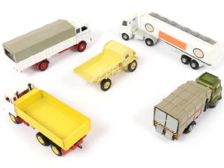 Lot 187 - DINKY TOYS (GB) (5)