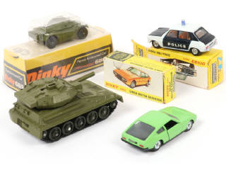 Lot 253 - DINKY TOYS (FRANCE) (4)