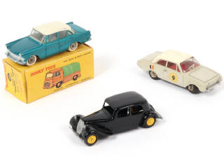 Lot 247 - DINKY TOYS (FRANCE) (3)