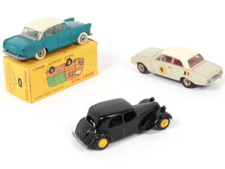 Lot 247 - DINKY TOYS (FRANCE) (3)
