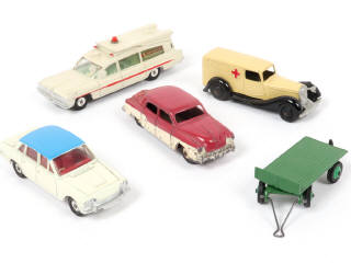 Lot 190 - DINKY TOYS (GB) (5)