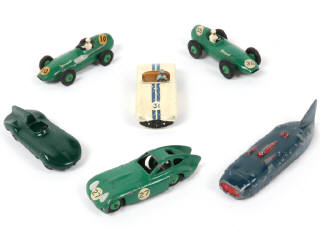 Lot 198 - DINKY TOYS (GB) (6)