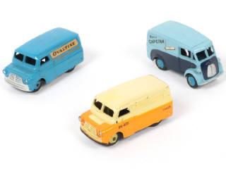 Lot 180 - DINKY TOYS (GB) (3)