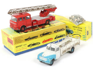 Lot 233 - DINKY TOYS (FRANCE) (2)