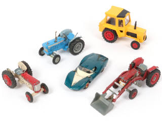 Lot 108 - CORGI TOYS (GB) (5)