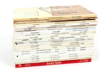 Lot 208 - EDITIONS DARGAUD & DUPUIS (23)