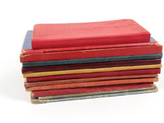 Lot 200 - DIVERS (12)