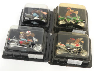 Lot 56 - JOE BAR TEAM (4)