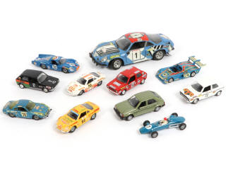 Lot 65 - DIVERS (11)