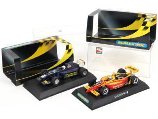 Lot 12 - SCALEXTRIC (GB) (2)