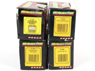 Lot 17 - SCALEXTRIC (GB) (4)