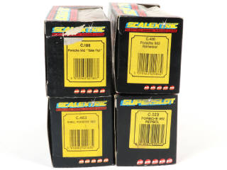 Lot 18 - SCALEXTRIC (GB) (4)