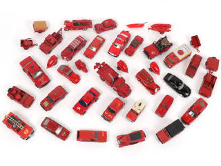 Lot 71 - DIVERS (37)