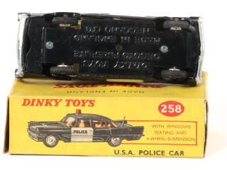 Lot 570 - DINKY TOYS (GB) (1)
