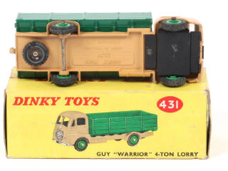 Lot 592 - DINKY TOYS (GB) (1)