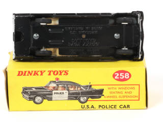 Lot 569 - DINKY TOYS (GB) (1)