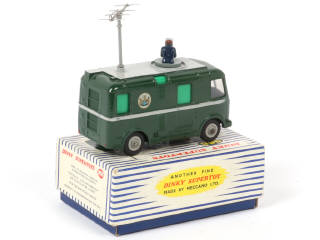Lot 600 - DINKY TOYS (GB) (1)