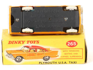 Lot 564 - DINKY TOYS (GB) (1)