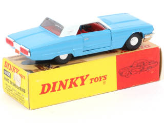 Lot 577 - DINKY TOYS (GB) (1)