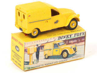 Lot 493 - DINKY TOYS (FRANCE) (1)