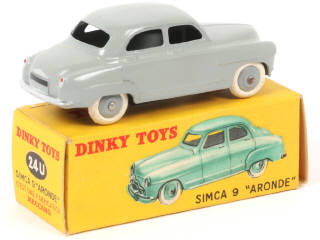 Lot 469 - DINKY TOYS (FRANCE) (1)