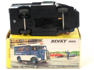 Lot 528 - DINKY TOYS (FRANCE) (1)