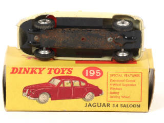 Lot 553 - DINKY TOYS (GB) (1)