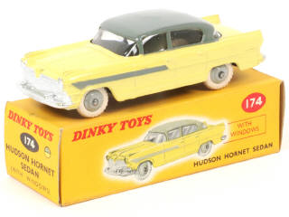 Lot 548 - DINKY TOYS (GB) (1)