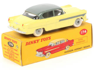 Lot 548 - DINKY TOYS (GB) (1)