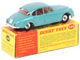 Lot 556 - DINKY TOYS (GB) (1)