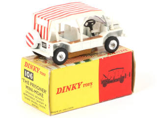 Lot 560 - DINKY TOYS (GB) (1)